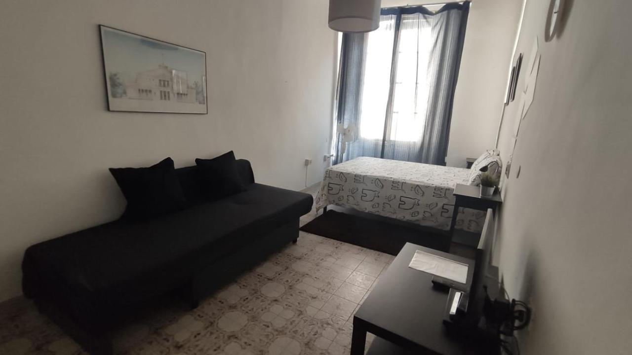 Tommyroom Florence Luaran gambar